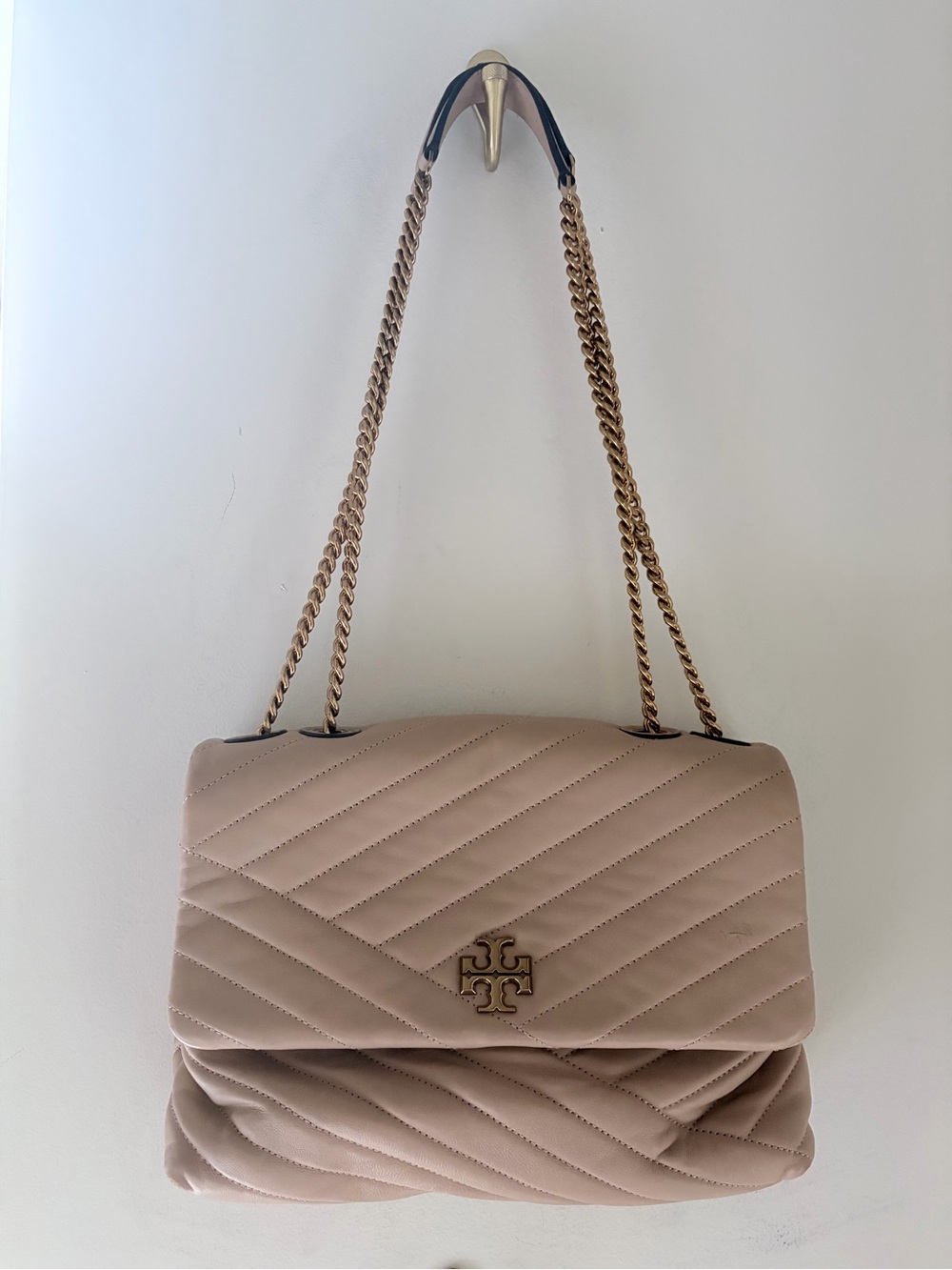 Tory Burch Kira Chevron Convertible Shoulder Bag in Blush Pink with Gold Chain